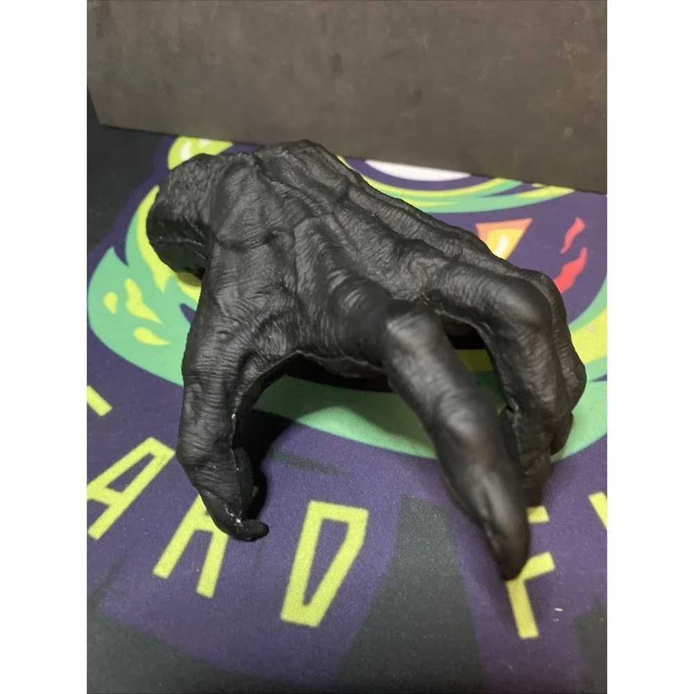 N/A spooky hand